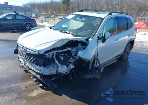 2020 Subaru Forester Limited z USA, uszkodzony, nr VIN JF2SKAUC8LH487212